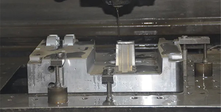 注塑模具加工是怎樣形成的，一探究竟